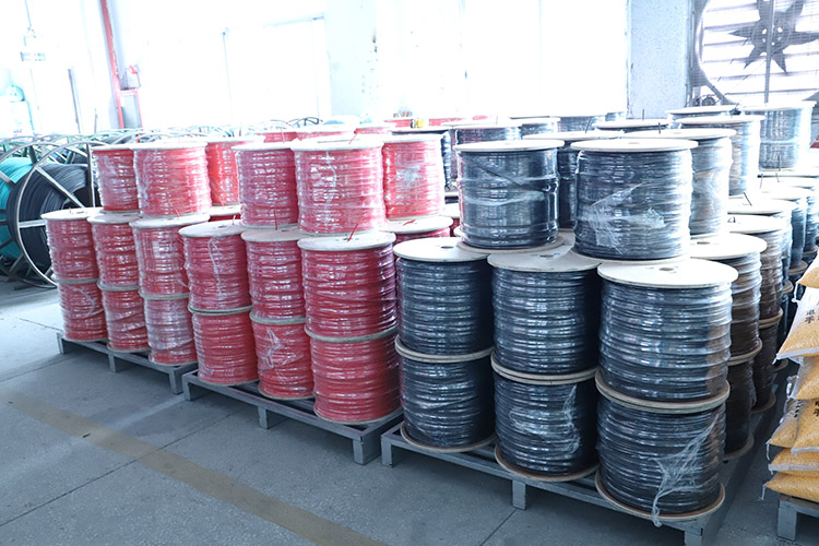 建圳達(dá)光伏電纜